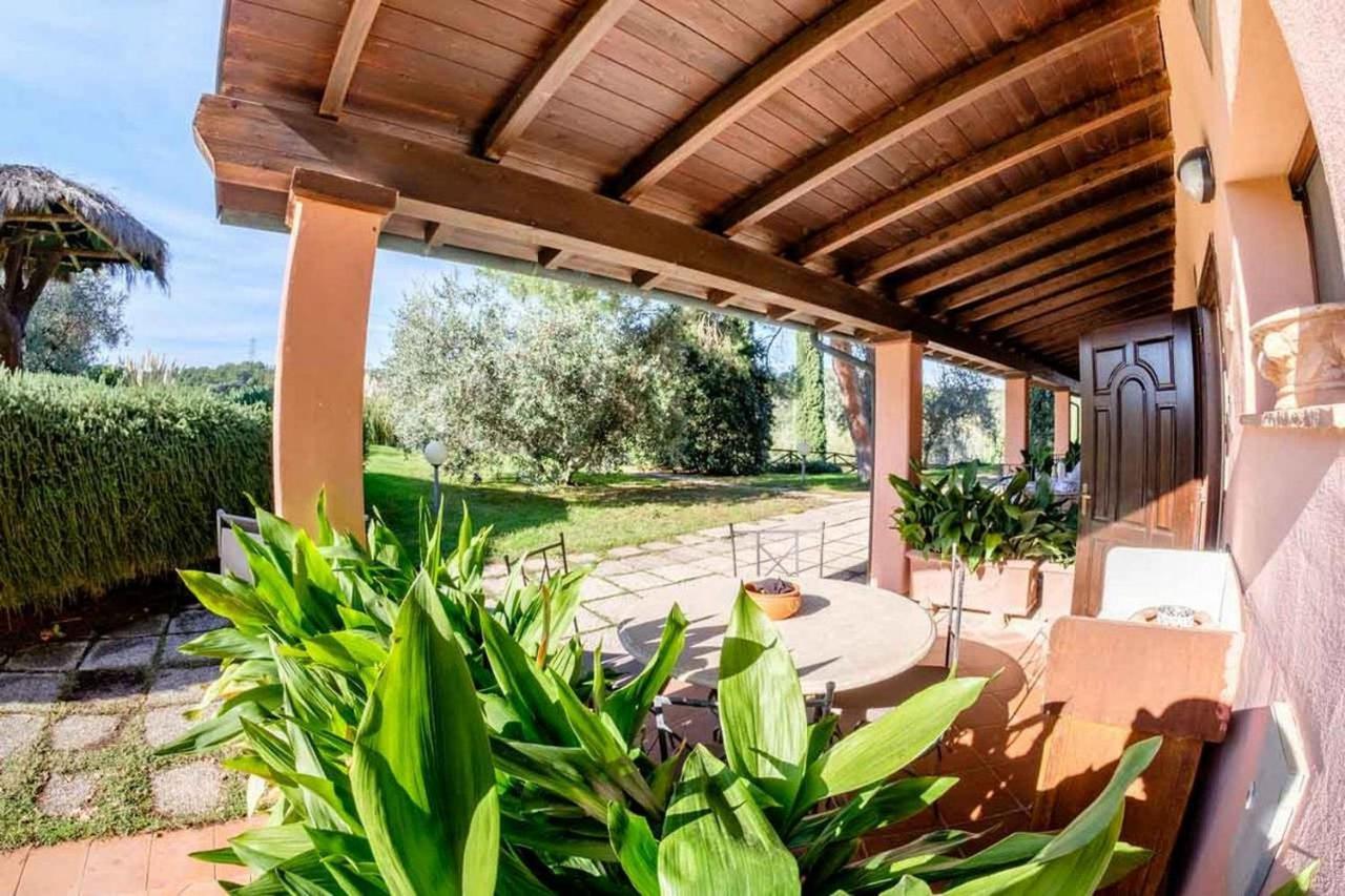 Agriturismo Poggio Corbello La Pesta Exterior foto